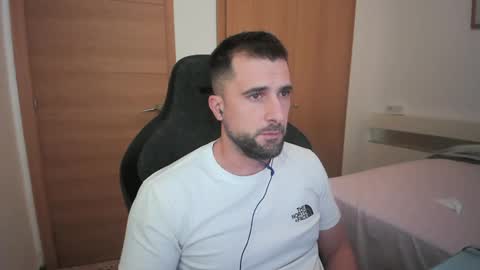iberian_macho online show from 10-28-25, 10:41