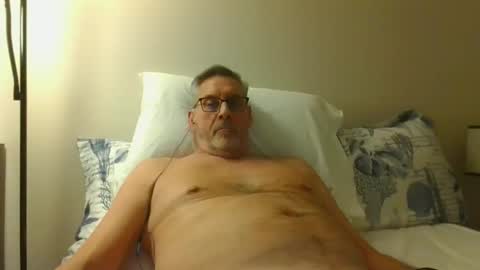 Snapshot of icanhelpu43 chatting on 02-10-25, 05:25 icanhelpu43 online show from 02-10-25, 05:25