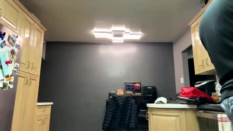 Snapshot of icanmakeyousquirt69 chatting on 03-28-26, 05:29 icanmakeyousquirt69 online show from 03-28-26, 05:29