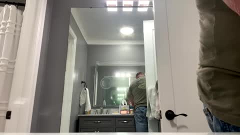 Snapshot of icanmakeyousquirt69 chatting on 03-31-26, 05:41 icanmakeyousquirt69 online show from 03-31-26, 05:41