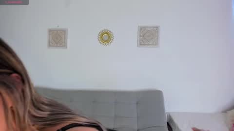 ice_y_abigail online show from 11-18-25, 12:09