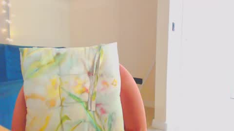 Ice online show from 12-22-24, 01:55