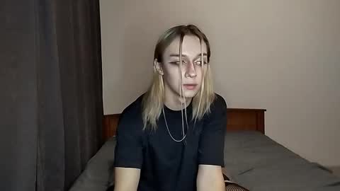 Jade online show from 11-22-25, 03:22