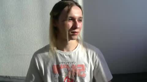 Snapshot of icebenz chatting on 03-31-26, 12:49 Jade online show from 03-31-26, 12:49
