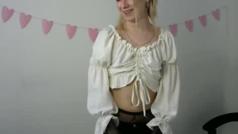 Snapshot of icebenz chatting on 04-01-26, 01:41 Jade online show from 04-01-26, 01:41