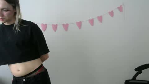 Snapshot of icebenz chatting on 04-02-26, 12:14 Jade online show from 04-02-26, 12:14