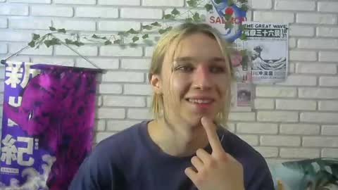 Snapshot of icebenz chatting on 07-22-26, 10:18 Jade online show from 07-22-26, 10:18