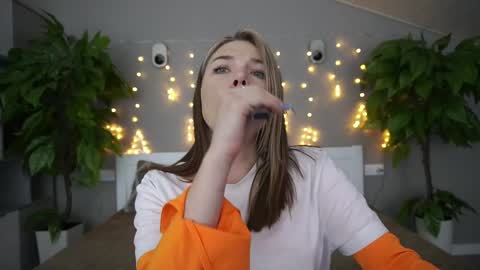 Danielle online show from 01-07-25, 02:19