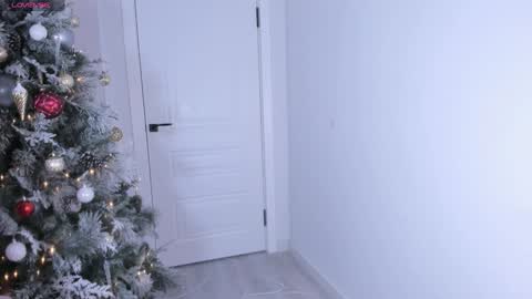 Hitomi   online show from 01-02-25, 09:11