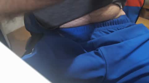 Snapshot of icky_thumps chatting on 12-21-24, 06:52 icky_thumps online show from 12-21-24, 06:52