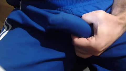 Snapshot of icky_thumps chatting on 12-27-24, 06:24 icky_thumps online show from 12-27-24, 06:24