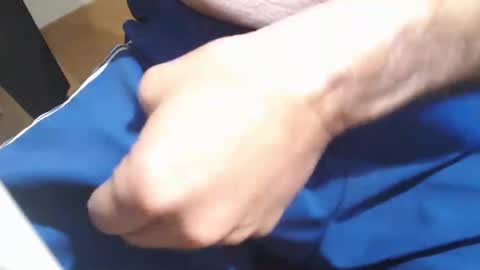 Snapshot of icky_thumps chatting on 02-08-25, 06:12 icky_thumps online show from 02-08-25, 06:12