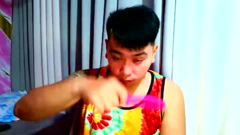 Snapshot of iconic_vince chatting on 10-13-25, 01:55 iconic_vince online show from 10-13-25, 01:55