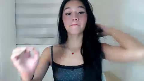 icy_19 online show from 01-16-25, 08:36