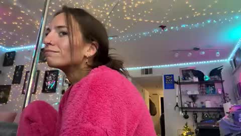 icyspice online show from 12-14-25, 07:58