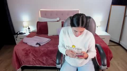 Icy online show from 11-04-25, 10:03