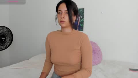 Snapshot of idarazanin24 chatting on 01-16-25, 09:51 Idara Zanin online show from 01-16-25, 09:51