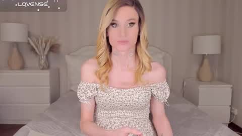 Kesha     - subscribe for more explicit content online show from 02-16-25, 06:43