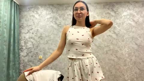 Sofi online show from 11-10-25, 04:17