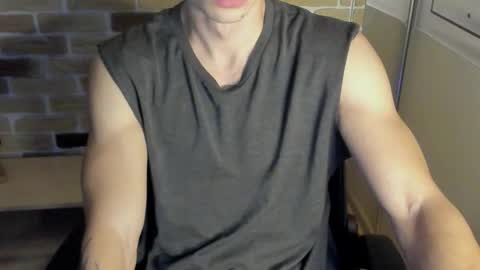 Snapshot of idkiww chatting on 09-24-25, 07:50 yo online show from 09-24-25, 07:50