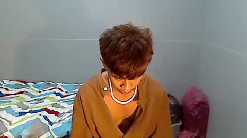 Snapshot of idol_ken chatting on 01-10-26, 11:56 idol_ken online show from 01-10-26, 11:56