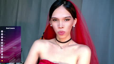Lana But you can spell it backwards online show from 06-25-26, 07:24