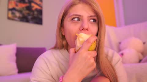 Little Flower online show from 02-06-25, 07:40