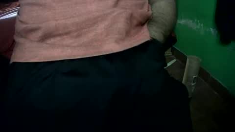 Nicolas online show from 12-09-24, 01:13