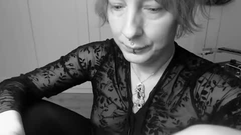 Ifk Donkeys online show from 11-28-25, 06:10