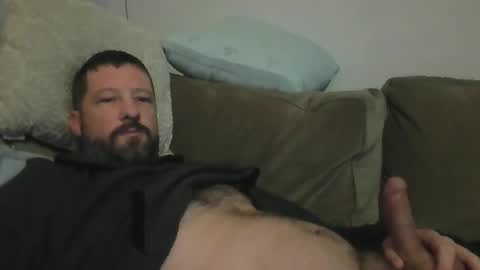 Snapshot of ifuk1stdate chatting on 01-06-25, 02:47 Hung office Stud online show from 01-06-25, 02:47