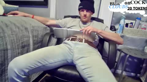 Snapshot of igetherwetter chatting on 12-27-24, 01:00 Amiri Roue online show from 12-27-24, 01:00