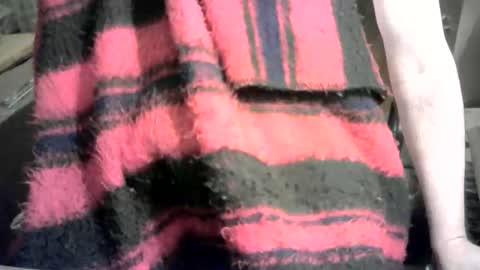 ignoredlittlestloser online show from 12-24-24, 05:16