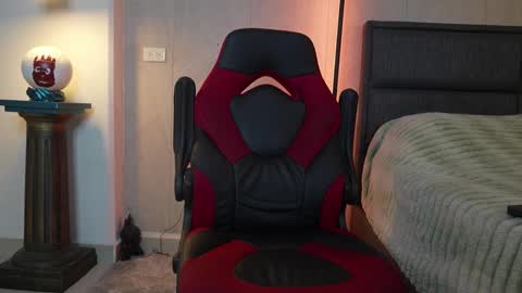 Igor scott online show from 11-21-25, 02:32