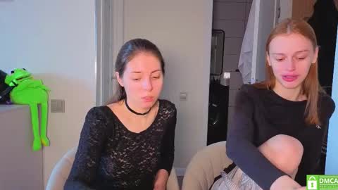 Julia and Mira online show from 02-13-26, 10:11