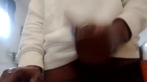 ihktqjtwzczh online show from 02-21-26, 07:59