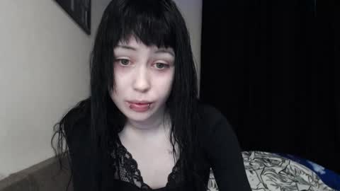 iiiiiiis online show from 11-29-25, 10:18