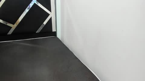 Isabella online show from 09-16-25, 12:39