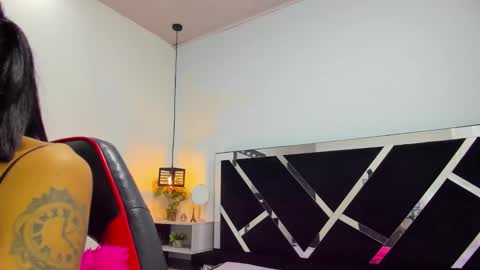 Isabella online show from 11-29-25, 01:14