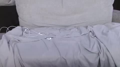 ijerkforuu456 online show from 11-17-25, 07:03