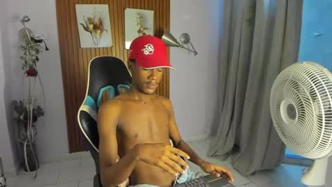 Snapshot of ikaro_blue chatting on 07-14-26, 11:21 ikaro_blue online show from 07-14-26, 11:21