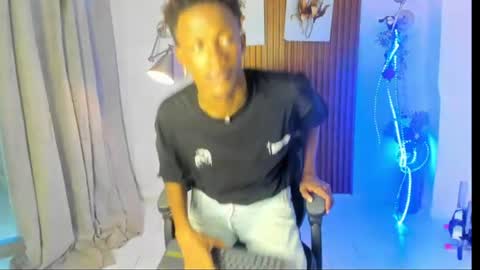 Snapshot of ikaro_blue chatting on 07-22-26, 12:02 ikaro_blue online show from 07-22-26, 12:02