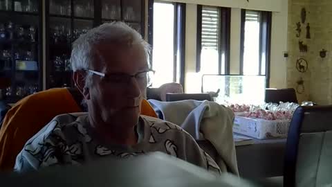 ikwiljeneuken123 online show from 04-06-26, 03:02