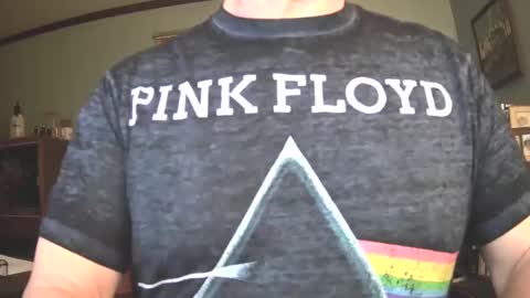 il_undercover online show from 12-30-24, 01:03