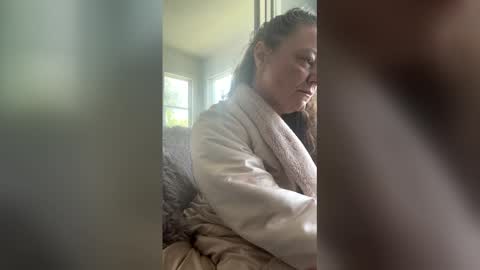 Snapshot of ilanamumma chatting on 06-06-26, 04:44 ilanamumma online show from 06-06-26, 04:44