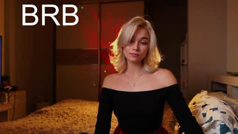 ileanacampbel online show from 12-31-24, 05:22