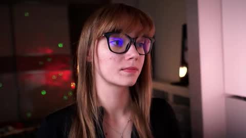 ileanacampbel online show from 10-11-25, 07:51