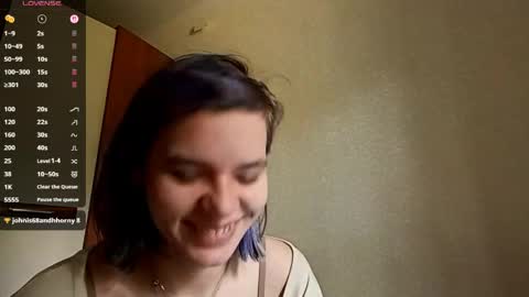 Snapshot of ilianabilly chatting on 05-30-26, 05:15 Aurora online show from 05-30-26, 05:15