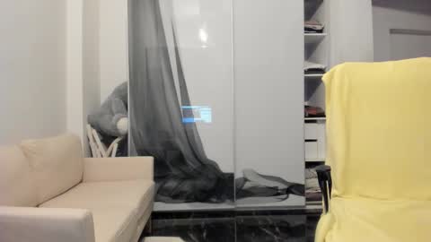 Bamby online show from 02-14-26, 06:04