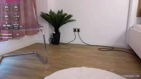 Emma online show from 10-25-25, 05:48