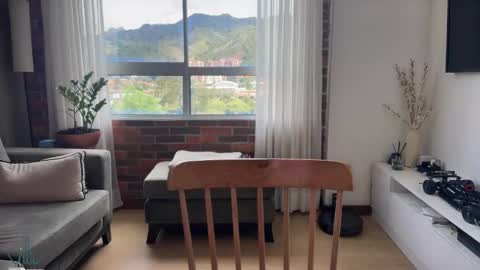 Kloe online show from 01-27-25, 06:41